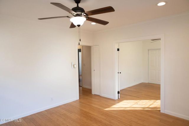 1132 Mariposa Avenue, Los Angeles, CA 90029