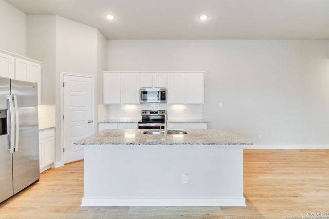 165-169 Nespral, San Antonio, TX 78253