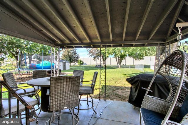 2786 CLEARBROOK BLVD, York, PA 17406