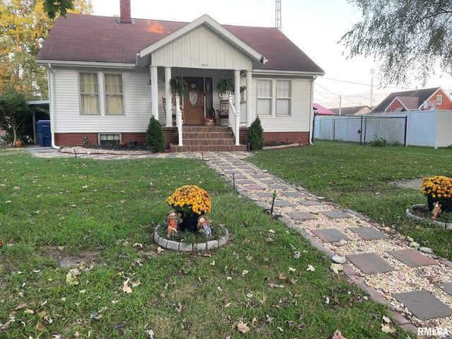 302 2ND Street, Carmi, IL 62821