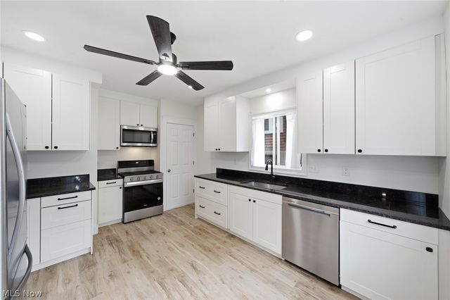 1441 W 114th Street, Cleveland, OH 44102