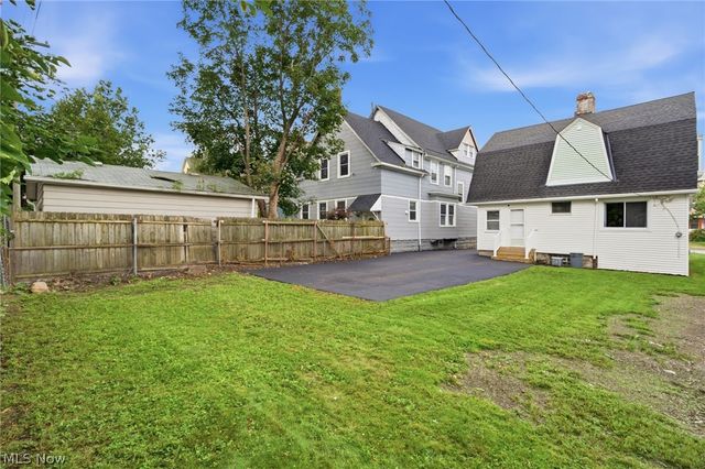 1441 W 114th Street, Cleveland, OH 44102