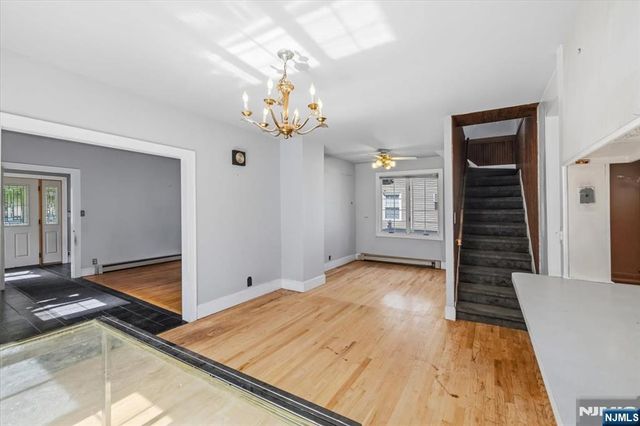 35 Lindley Avenue, Tenafly, NJ 07670