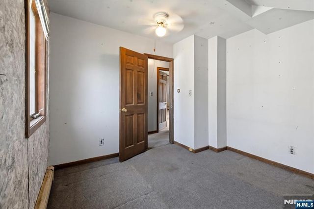 35 Lindley Avenue, Tenafly, NJ 07670