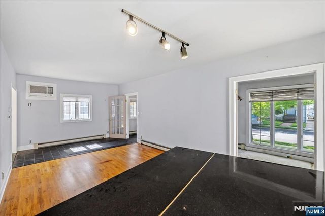 35 Lindley Avenue, Tenafly, NJ 07670