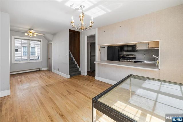 35 Lindley Avenue, Tenafly, NJ 07670