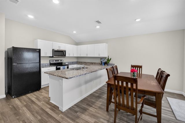 901 E 3rd Street, Springtown, TX 76082