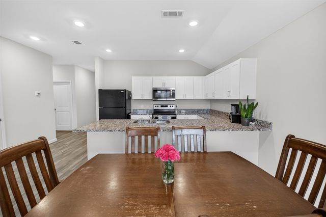 901 E 3rd Street, Springtown, TX 76082