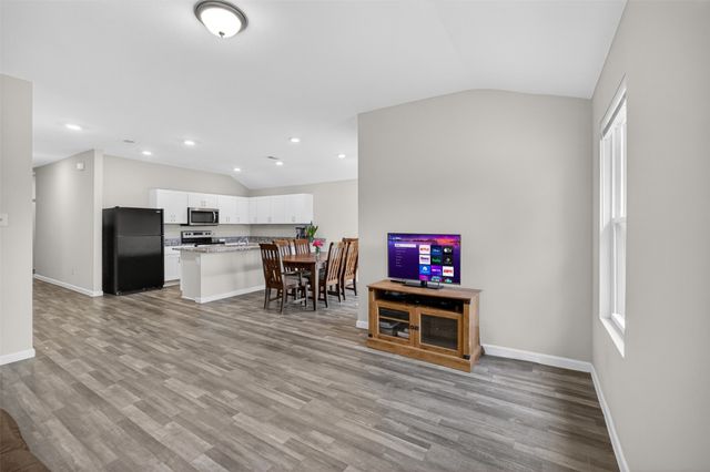 901 E 3rd Street, Springtown, TX 76082