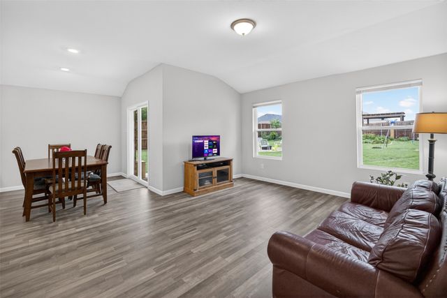901 E 3rd Street, Springtown, TX 76082