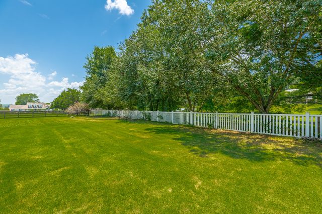8309 Heron Circle, Ooltewah, TN 37363