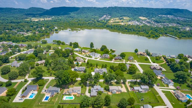 8309 Heron Circle, Ooltewah, TN 37363
