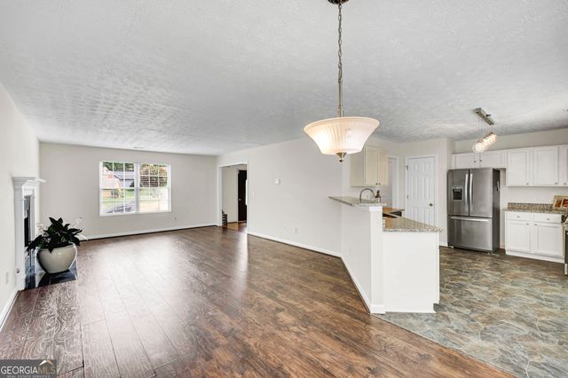 4112 River Mist Court, Lithonia, GA 30038