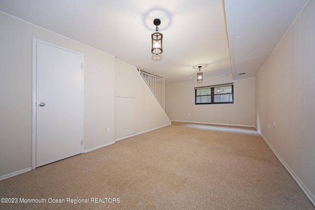 321 Spring Street 14, Red Bank, NJ 07701