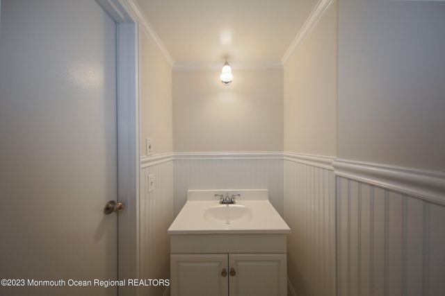 321 Spring Street 14, Red Bank, NJ 07701