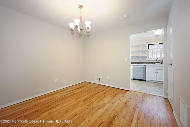 321 Spring Street 14, Red Bank, NJ 07701