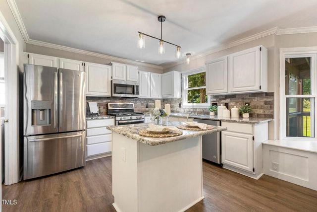 4913 Knightsbridge Way, Raleigh, NC 27604