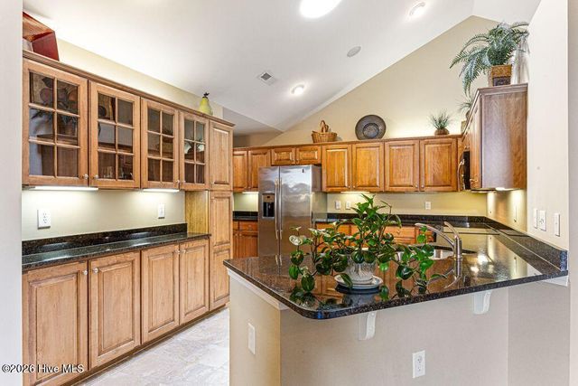 103 E Chelsea Court, Southern Pines, NC 28387