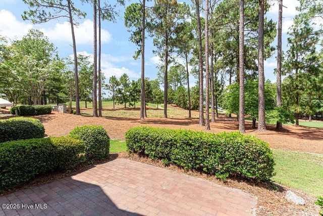 103 E Chelsea Court, Southern Pines, NC 28387