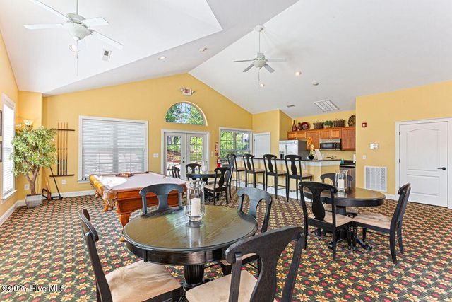 103 E Chelsea Court, Southern Pines, NC 28387