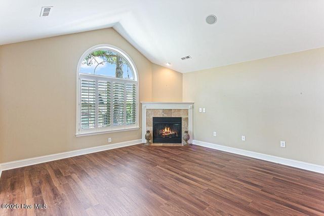 103 E Chelsea Court, Southern Pines, NC 28387