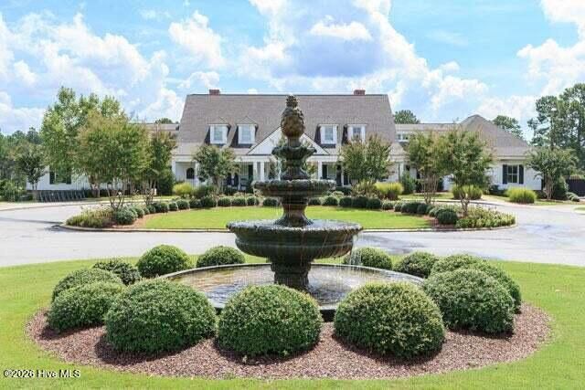 103 E Chelsea Court, Southern Pines, NC 28387