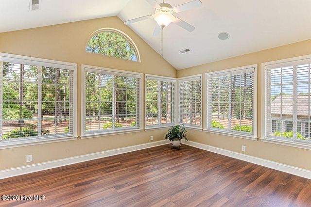 103 E Chelsea Court, Southern Pines, NC 28387