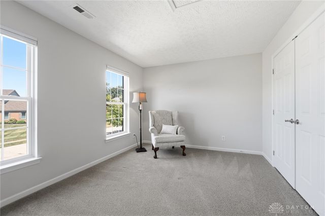 125 Blackford Drive, Springboro, OH 45066
