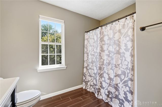 125 Blackford Drive, Springboro, OH 45066