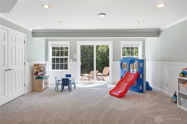 125 Blackford Drive, Springboro, OH 45066