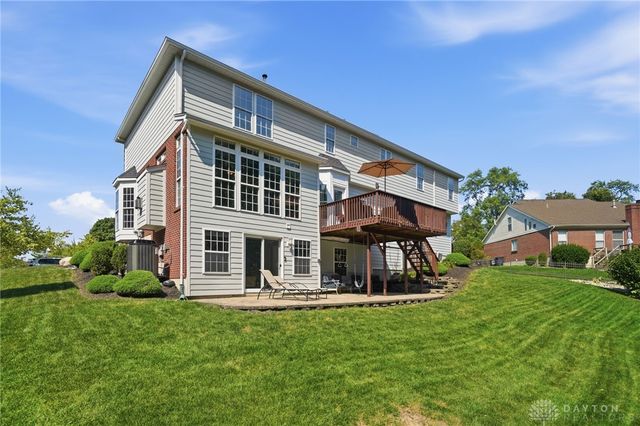 125 Blackford Drive, Springboro, OH 45066