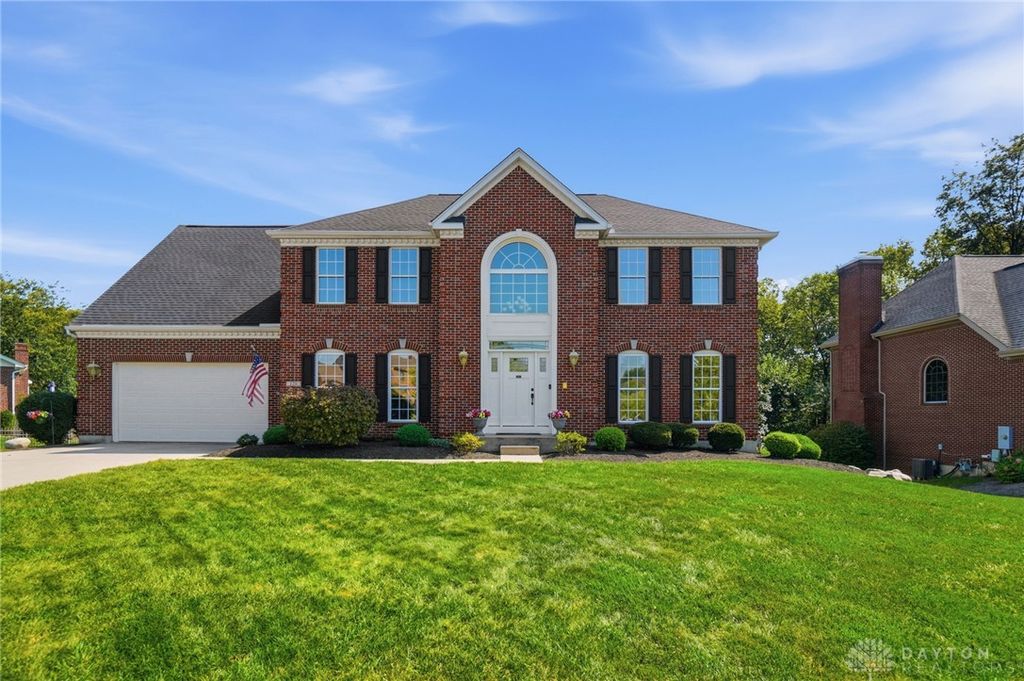 125 Blackford Drive, Springboro, OH 45066