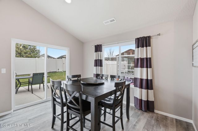 2000 N OAKLAND ST, Liberty Lake, WA 99019