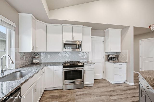 2000 N OAKLAND ST, Liberty Lake, WA 99019