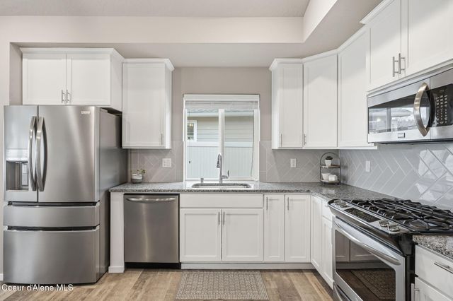 2000 N OAKLAND ST, Liberty Lake, WA 99019