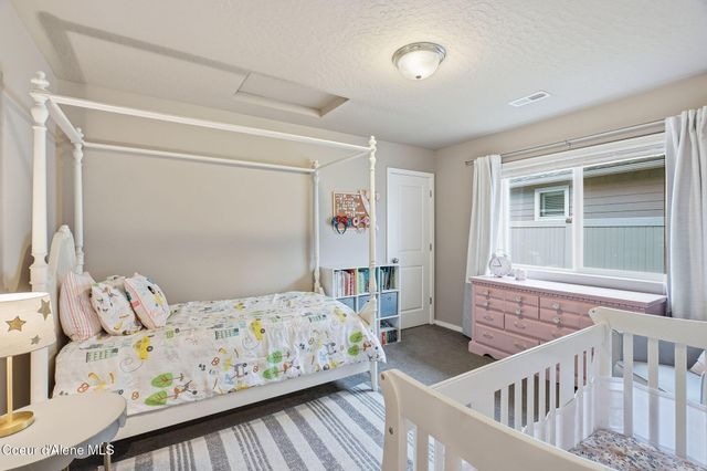 2000 N OAKLAND ST, Liberty Lake, WA 99019