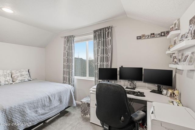 2000 N OAKLAND ST, Liberty Lake, WA 99019