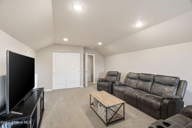 2000 N OAKLAND ST, Liberty Lake, WA 99019