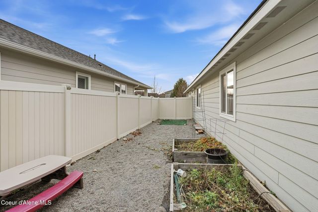 2000 N OAKLAND ST, Liberty Lake, WA 99019