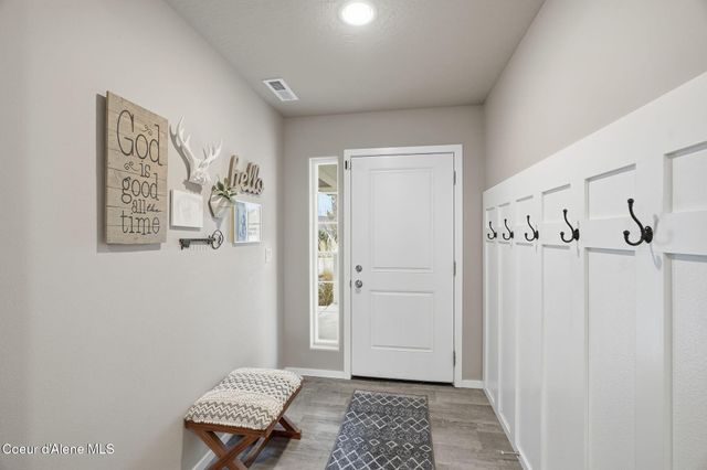 2000 N OAKLAND ST, Liberty Lake, WA 99019