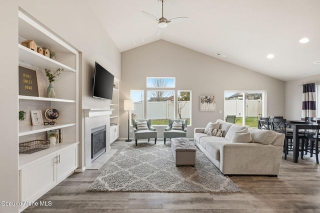 2000 N OAKLAND ST, Liberty Lake, WA 99019