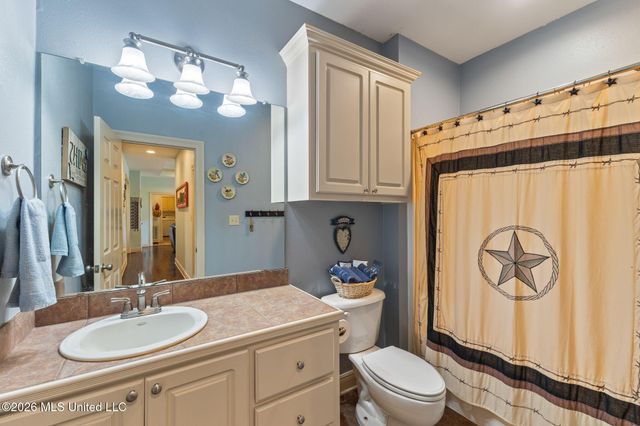 25 Lakeland Circle, Petal, MS 39465