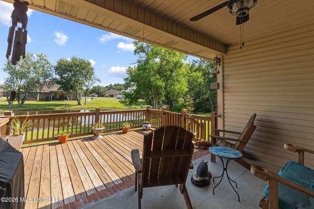 25 Lakeland Circle, Petal, MS 39465
