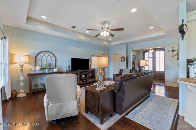 25 Lakeland Circle, Petal, MS 39465