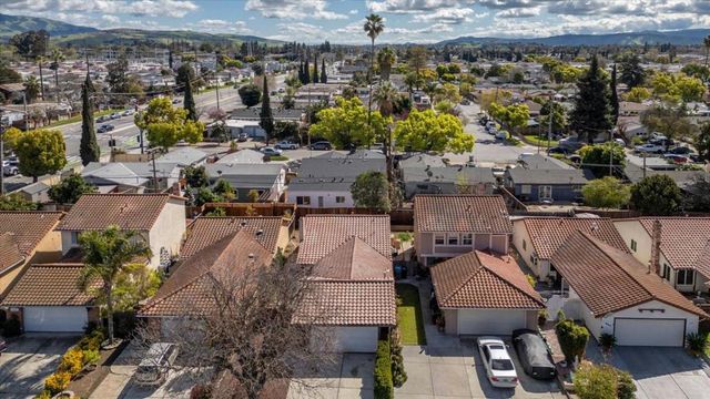 576 Mekler Drive, San Jose, CA 95111