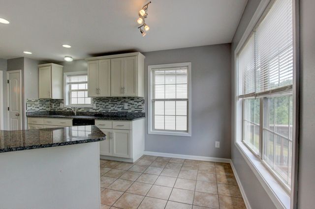 3309 Franklin Meadows Way, Clarksville, TN 37042