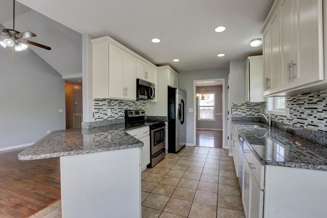 3309 Franklin Meadows Way, Clarksville, TN 37042