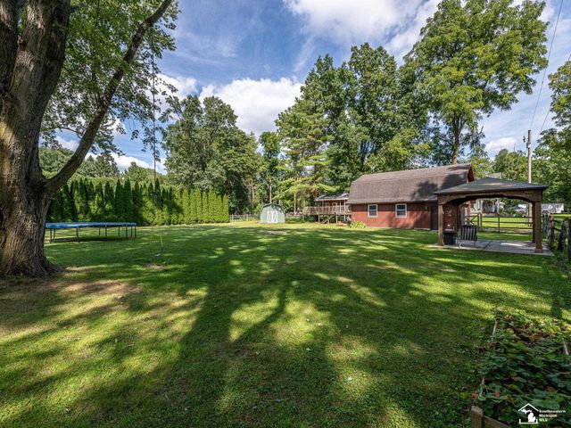11650 Wells Road, Petersburg, MI 49270
