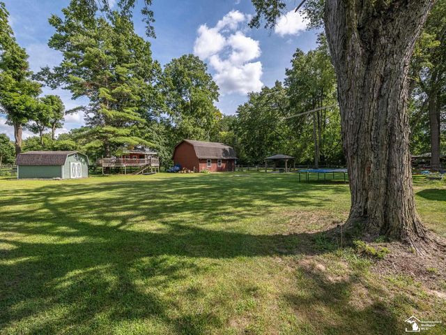 11650 Wells Road, Petersburg, MI 49270