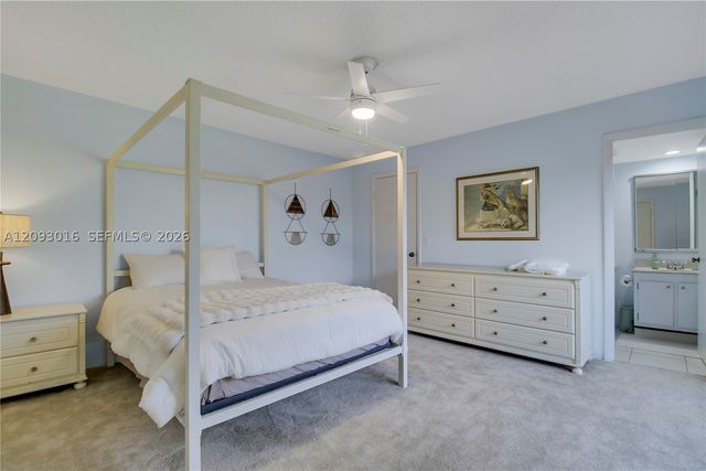 825 Center St 14B, Jupiter, FL 33458